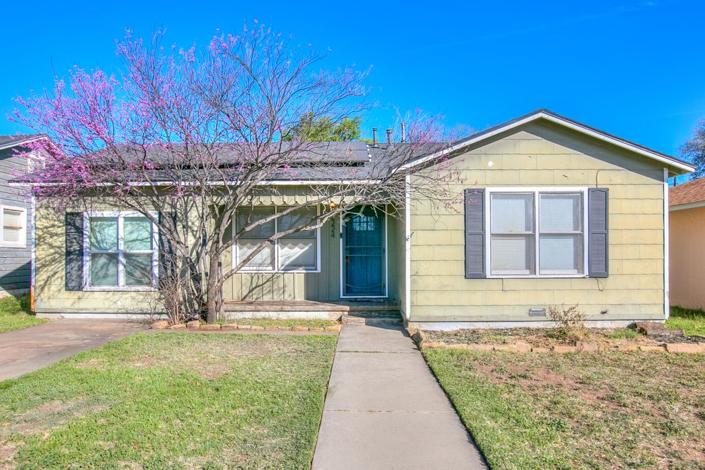 2224 Guadalupe Street, San Angelo, TX 76901