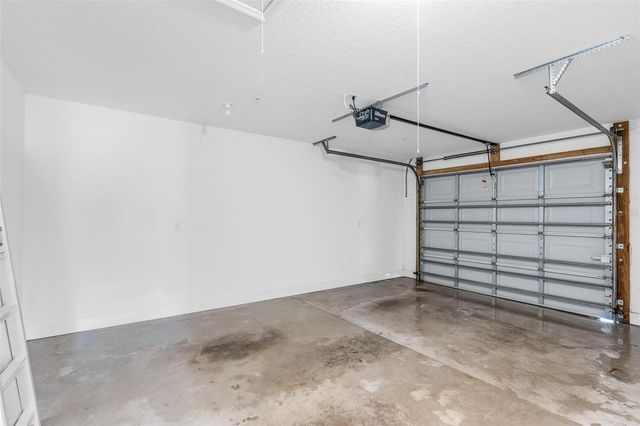545 WAYNE AVENUE, New Smyrna Beach, FL 32168
