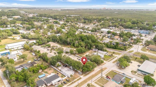 545 WAYNE AVENUE, New Smyrna Beach, FL 32168