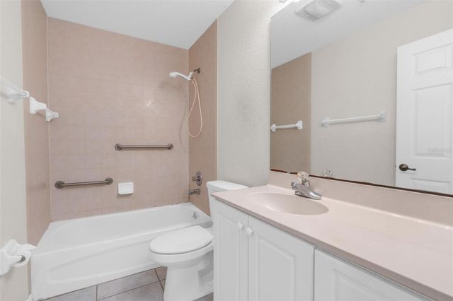 545 WAYNE AVENUE, New Smyrna Beach, FL 32168