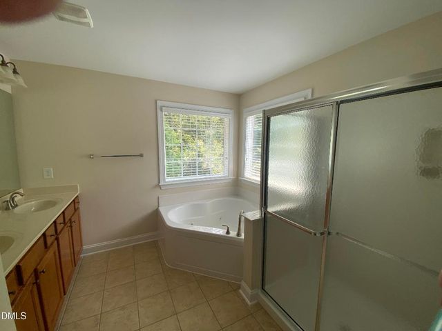 125 Quarryrock Road, Holly Springs, NC 27540