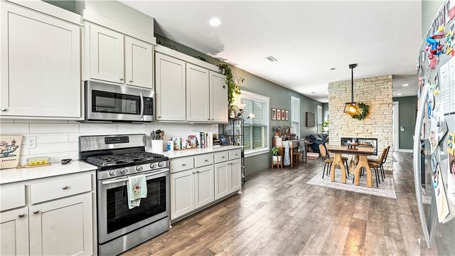 2763 N Chapel Drive, Fayetteville, AR 72704