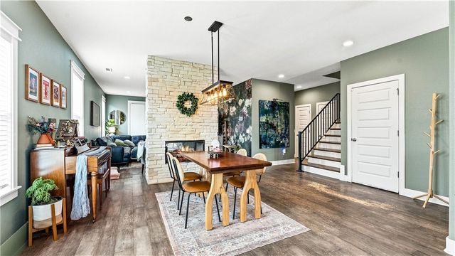2763 N Chapel Drive, Fayetteville, AR 72704
