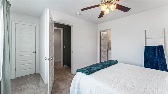 2763 N Chapel Drive, Fayetteville, AR 72704
