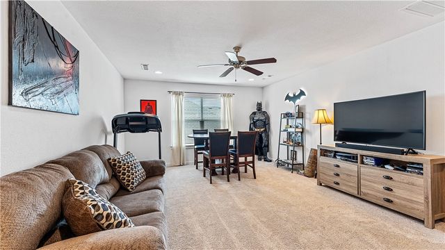 2763 N Chapel Drive, Fayetteville, AR 72704