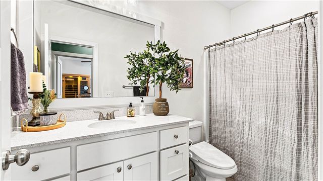 2763 N Chapel Drive, Fayetteville, AR 72704