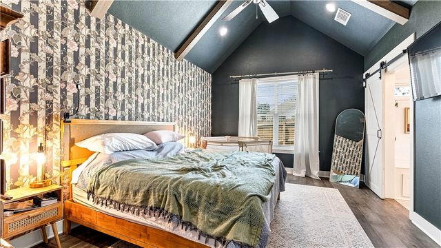 2763 N Chapel Drive, Fayetteville, AR 72704