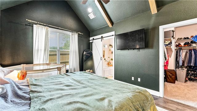2763 N Chapel Drive, Fayetteville, AR 72704
