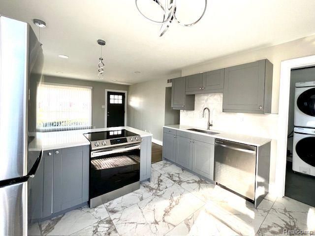 3912 Coolidge Hwy, Royal Oak, MI 48073