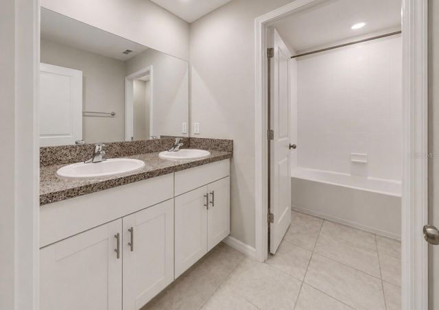 15735 FORT ISLAND PLACE, Sun City Center, FL 33573
