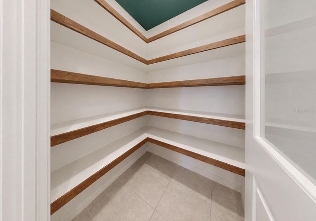 15735 FORT ISLAND PLACE, Sun City Center, FL 33573
