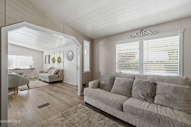 45465 E 25th Street # 11, Lancaster, CA 93535