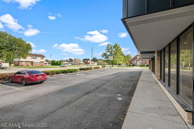 13270 TRENTON Road 3, Southgate, MI 48195