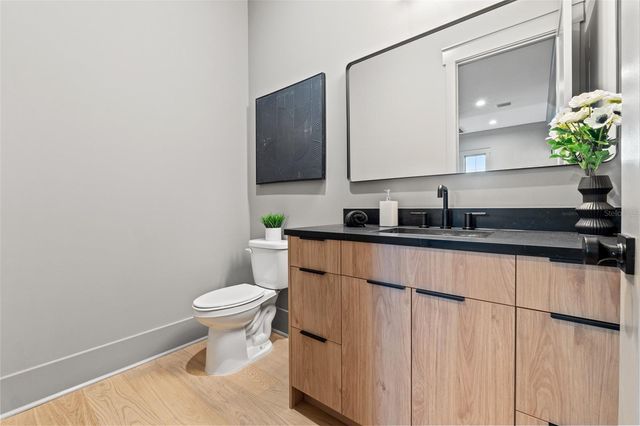 807 W PARK AVENUE, Tampa, FL 33602