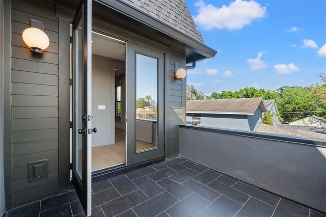 807 W PARK AVENUE, Tampa, FL 33602