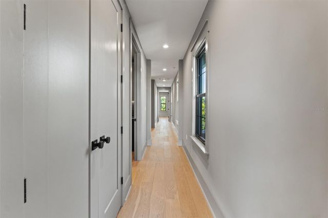 807 W PARK AVENUE, Tampa, FL 33602