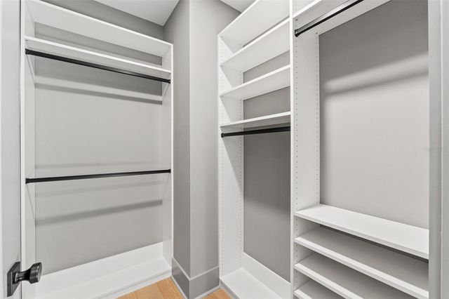 807 W PARK AVENUE, Tampa, FL 33602