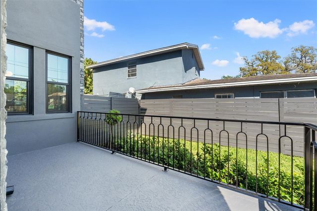 807 W PARK AVENUE, Tampa, FL 33602