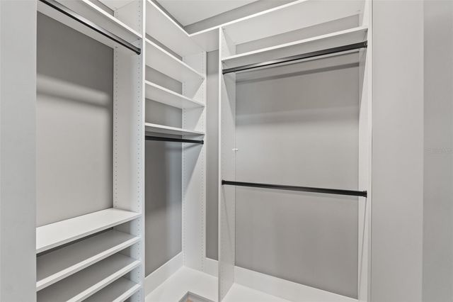 807 W PARK AVENUE, Tampa, FL 33602