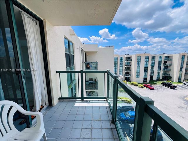 2055 SW 122nd Ave 507, Miami, FL 33175