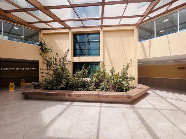 2055 SW 122nd Ave 507, Miami, FL 33175