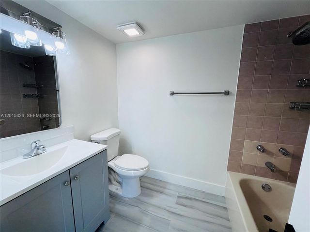 2055 SW 122nd Ave 507, Miami, FL 33175