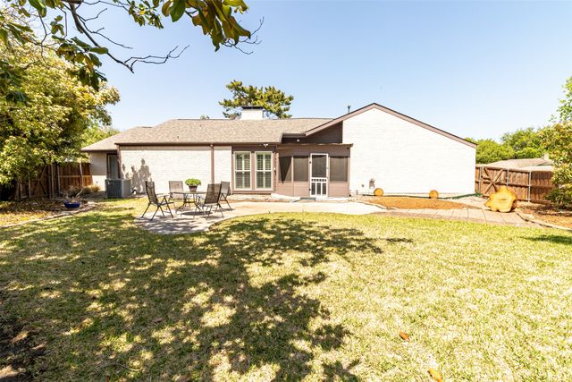 3000 Townbluff Drive 3000, Plano, TX 75075