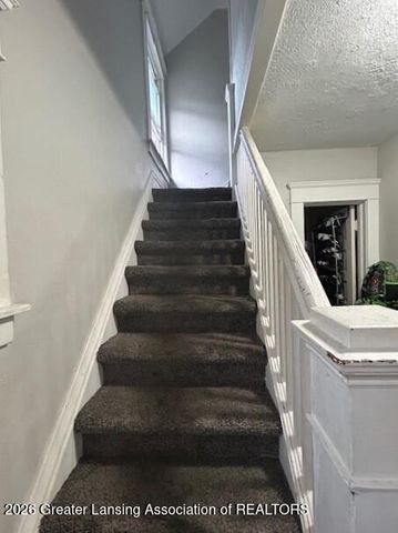 1530 New York Avenue, Lansing, MI 48906