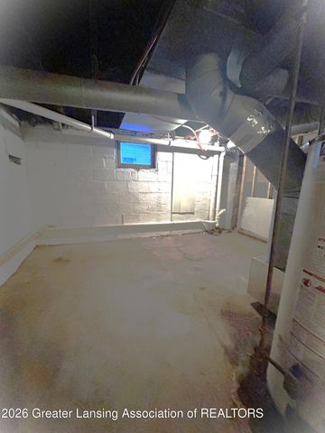 1530 New York Avenue, Lansing, MI 48906