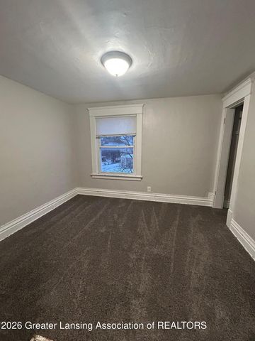 1530 New York Avenue, Lansing, MI 48906