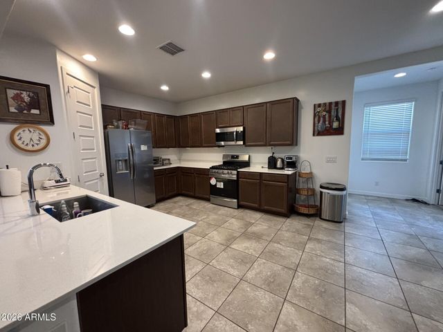 9409 W ATLANTIS Way, Tolleson, AZ 85353
