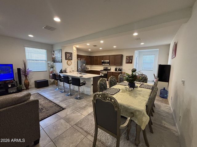 9409 W ATLANTIS Way, Tolleson, AZ 85353