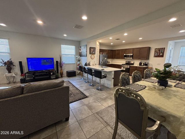 9409 W ATLANTIS Way, Tolleson, AZ 85353