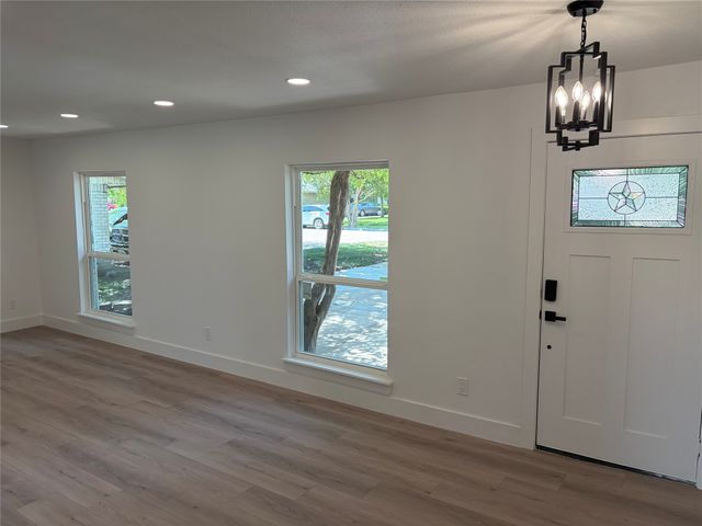 1006 Heritage Drive, Garland, TX 75043
