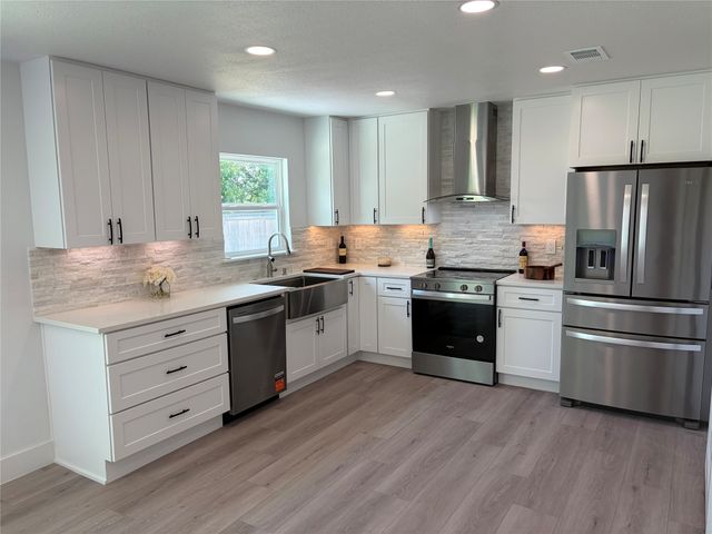 1006 Heritage Drive, Garland, TX 75043