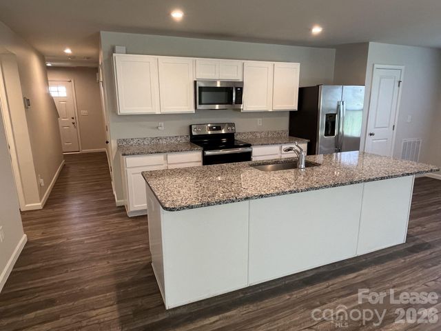 4320 Bowline Drive, Charlotte, NC 28269