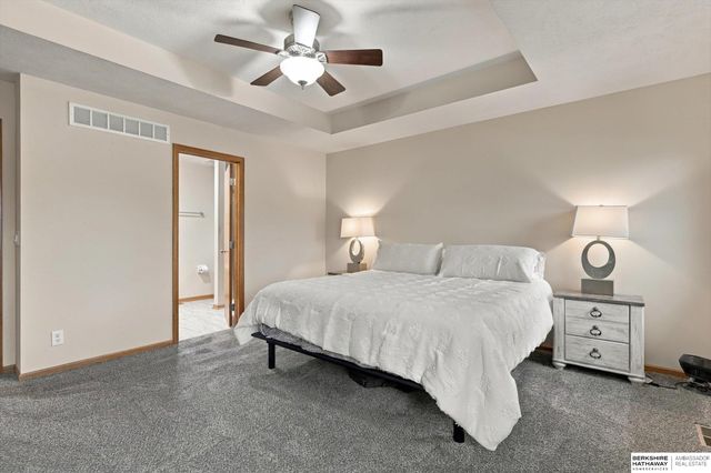 16228 Heather Street, Omaha, NE 68136