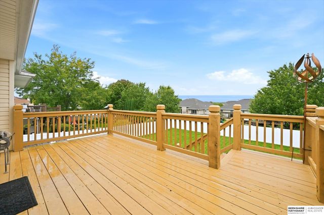 16228 Heather Street, Omaha, NE 68136