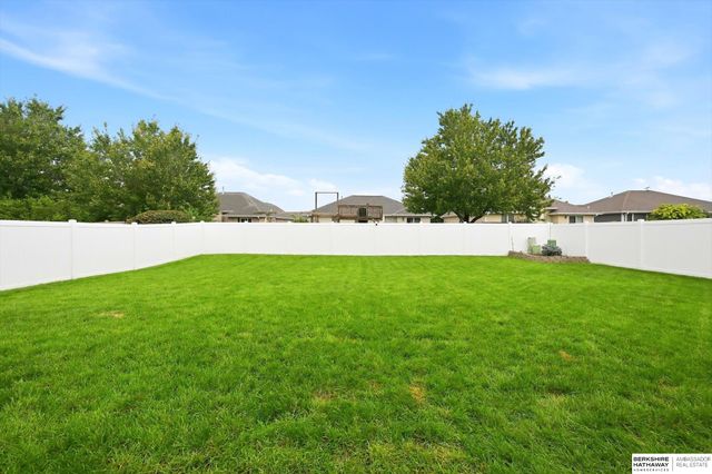 16228 Heather Street, Omaha, NE 68136