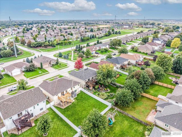 16228 Heather Street, Omaha, NE 68136