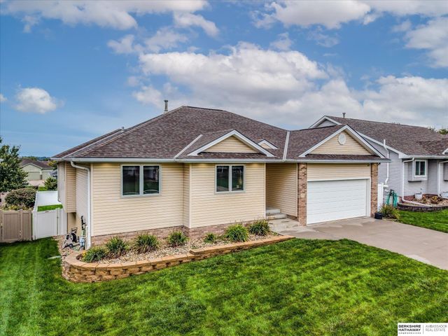 16228 Heather Street, Omaha, NE 68136