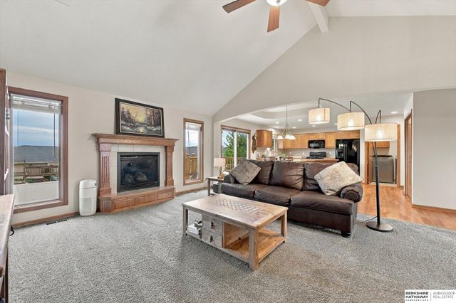 16228 Heather Street, Omaha, NE 68136