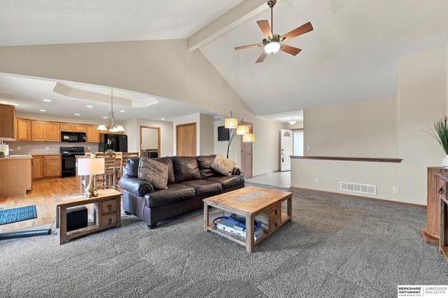 16228 Heather Street, Omaha, NE 68136