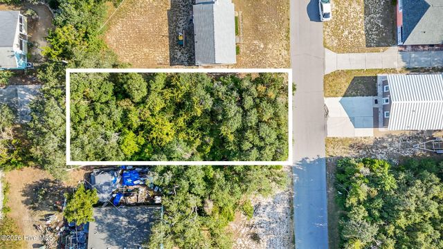 134 S Fourth Avenue, Kure Beach, NC 28449