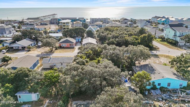 134 S Fourth Avenue, Kure Beach, NC 28449
