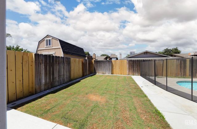 4304 Milo Avenue, Bakersfield, CA 93313