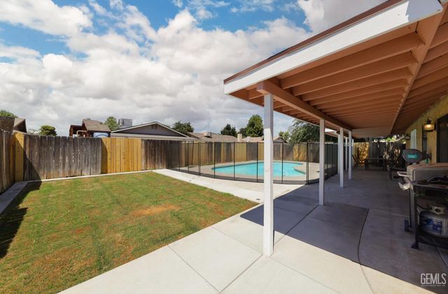 4304 Milo Avenue, Bakersfield, CA 93313
