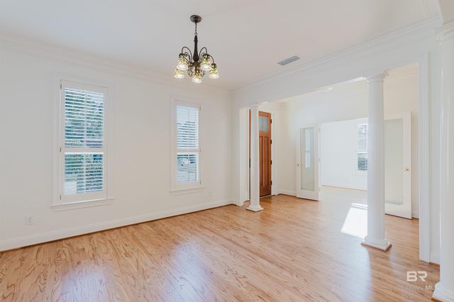 8899 North Court, Daphne, AL 36527