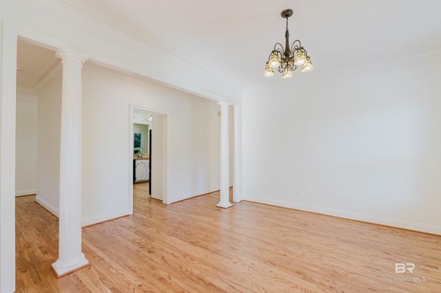 8899 North Court, Daphne, AL 36527