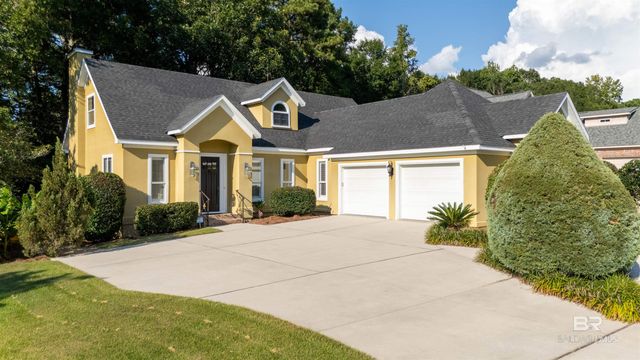 8899 North Court, Daphne, AL 36527